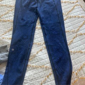 Lululemon leggings like nothing 7/8 tight